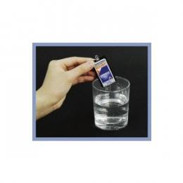 電池不要・水だけで灯る　アクモキャンドル　2個セット　水に浸けると光るLEDライト 防災用灯